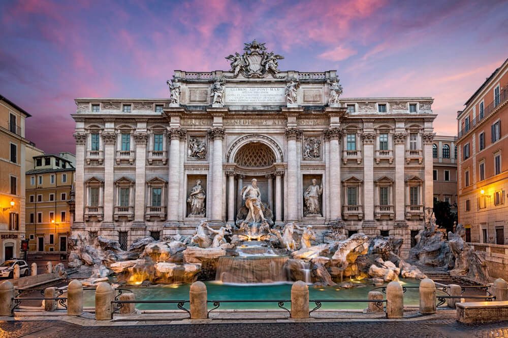 Roma en un día caluroso: fuentes, sombra y plazas nocturnas